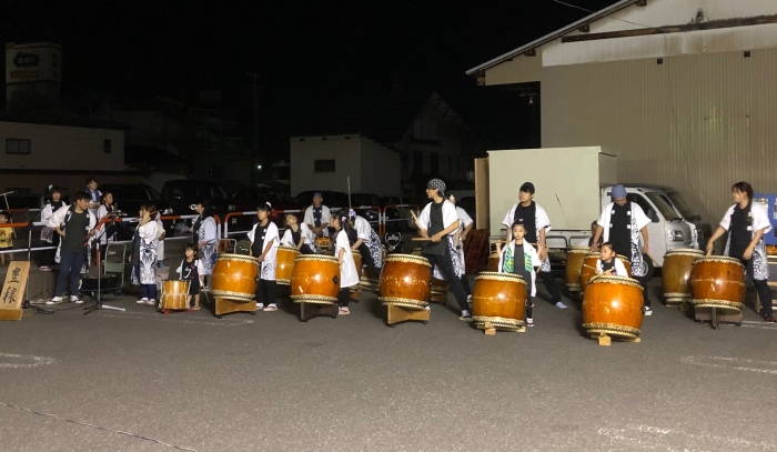 �L������